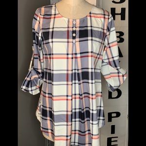 NWT Cestyle Plaid Top sz M